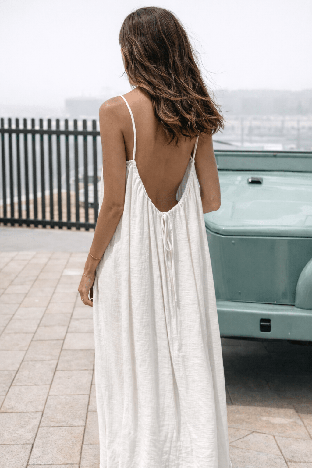 Robe Maxi Dos Nu | Légère & Élégante — Toutes Silhouettes
